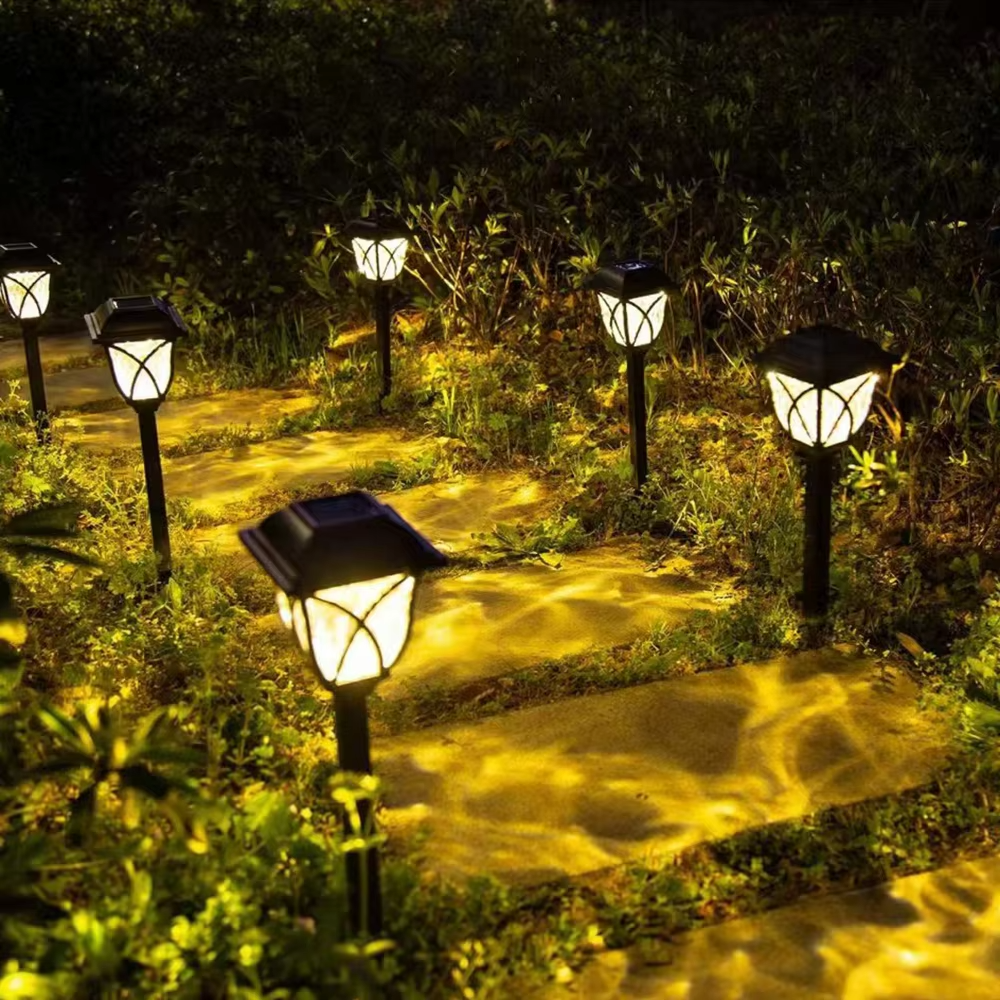 Garden Pathway Solar LED Warm Outdoor Lighting | Yardora – Seranova